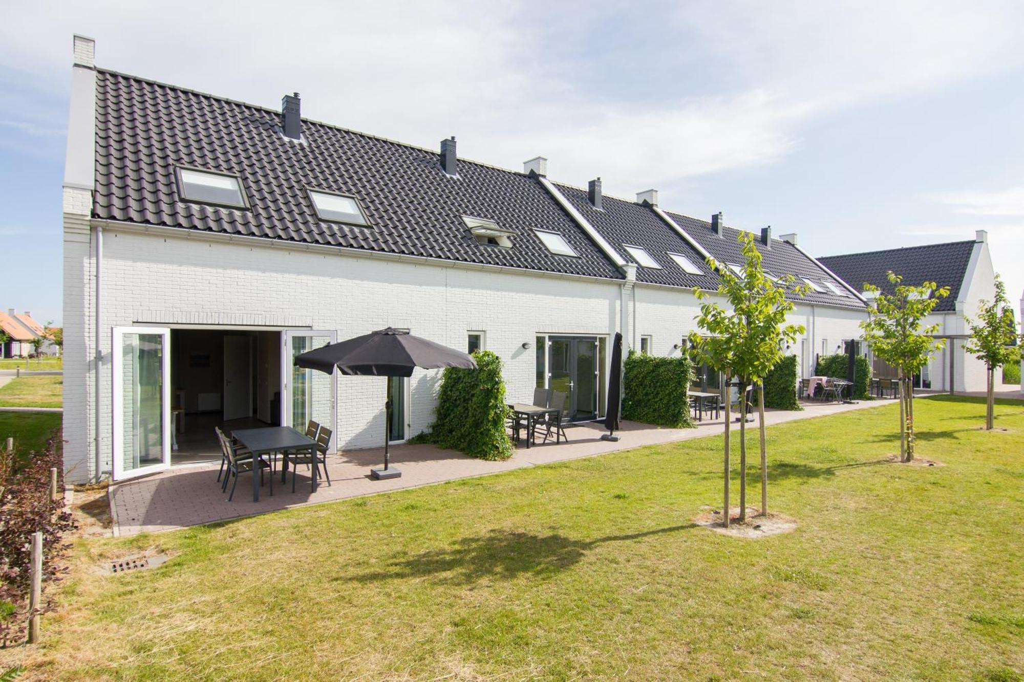 Resort Dormio Nieuwvliet-bad 3*